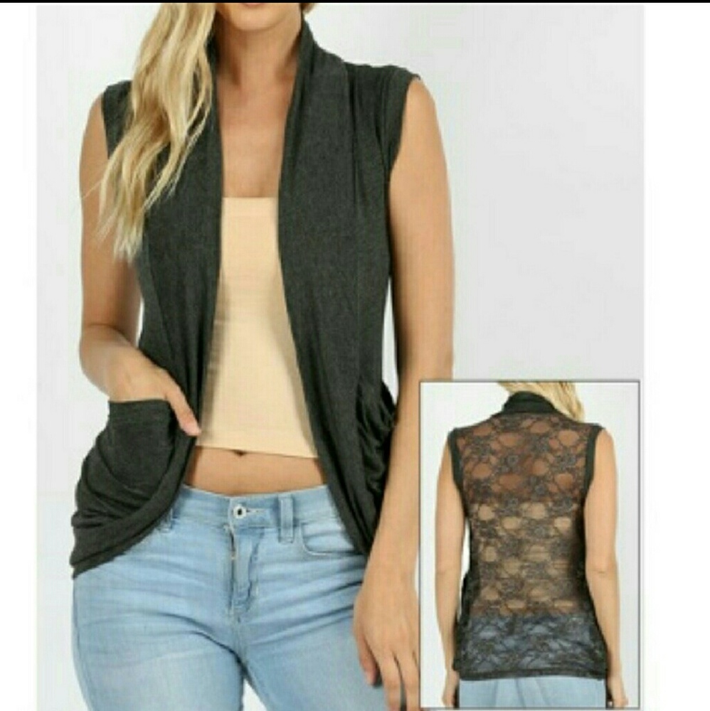 🔖NWT🔖 Sleeveless Lace Over-tee.